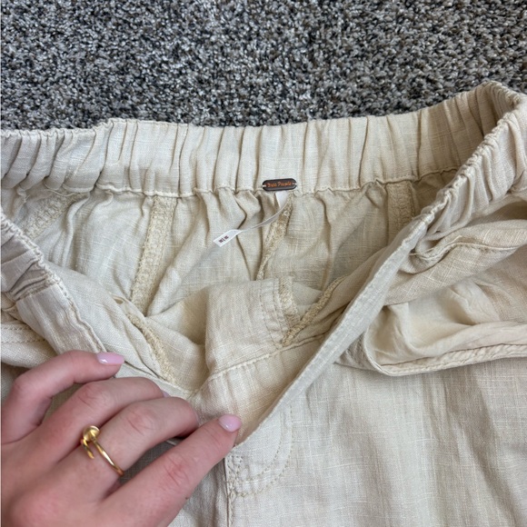 Free people parachute linen pants size medium cream/tan color - Picture 3 of 4